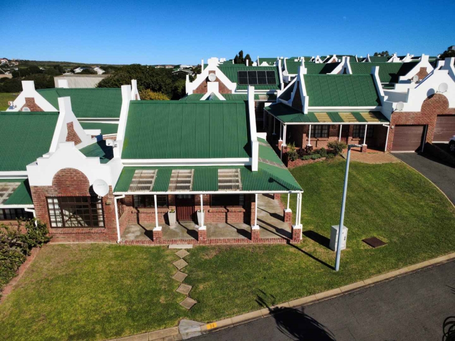 2 Bedroom Property for Sale in Stilbaai Wes Western Cape